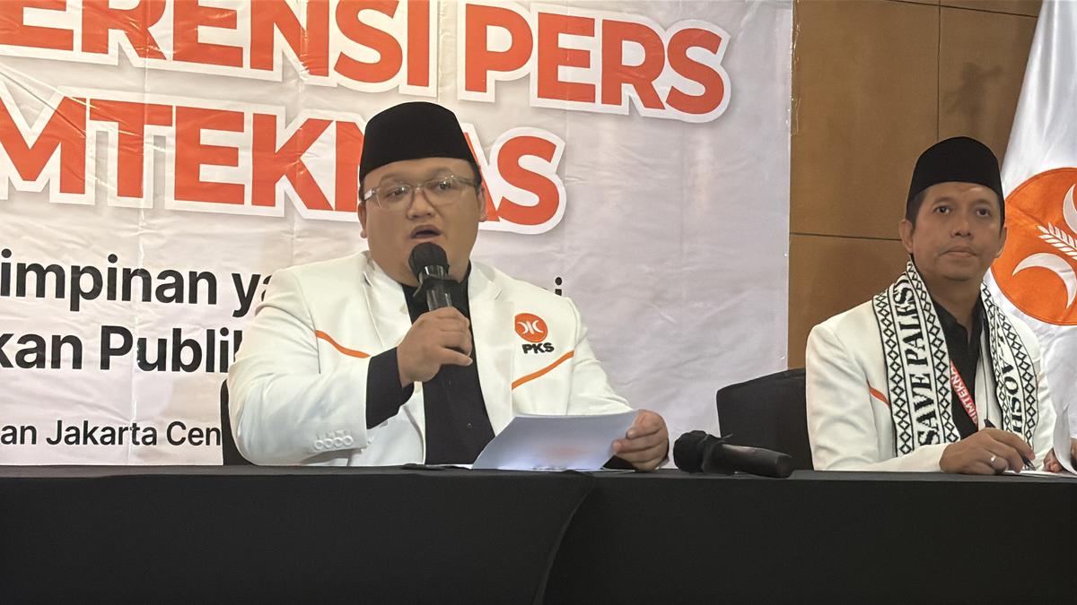PKS Minta Kader Lebih Bijak dalam Menggunakan Media Sosial